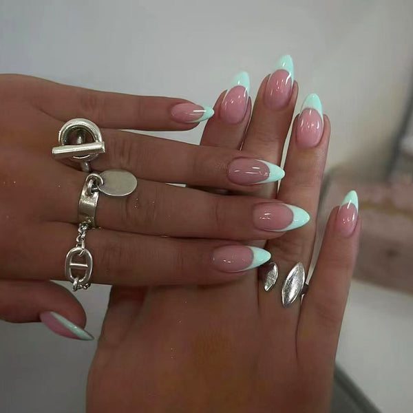 30 Pcs Press On Nails W1691